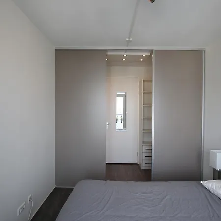 Calypso 1 Bedroom With Parking And Gym 826 Rotterdam