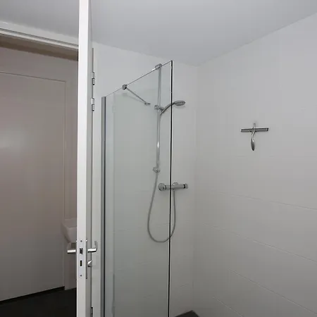 Calypso 1 Bedroom With Parking And Gym 826 Apartment